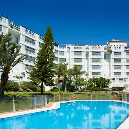 Apartment Luxury 5* 3 Beds In Playas Del Duque, Puerto Banus